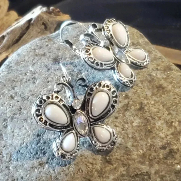 Antiqued Silver White & Clear Crystal Rhinestone Butterfly Leverback Earrings - Picture 2 of 7